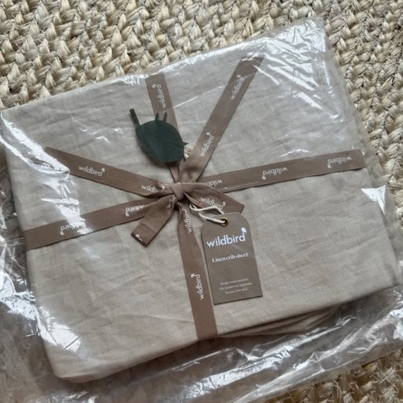 NEW Wildbird Linen Fitted Crib Sheet unisex - Picture 1 of 1